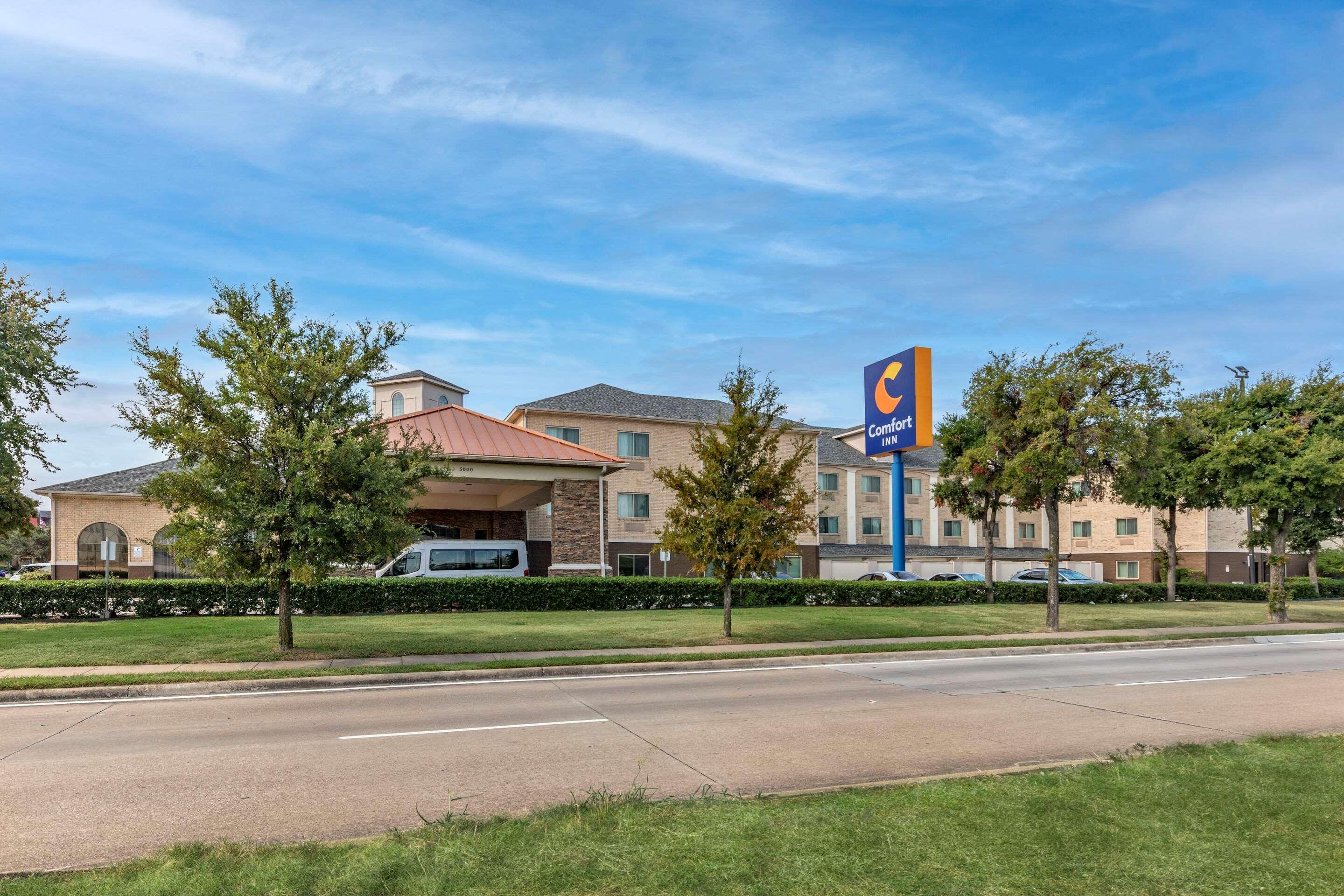 Comfort Inn Dfw Airport North Grapevine Exterior photo